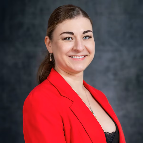 Nikola Očovaiová